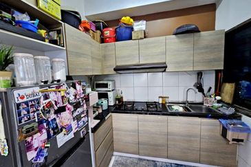 Seri Austin Luxury Apartment