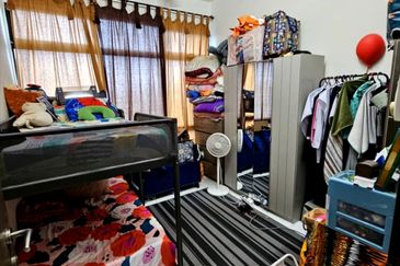 Seri Austin Luxury Apartment