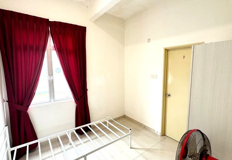 Oleander @ Kempas Utama