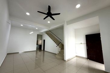 Austin Residence @Taman Mount Austin