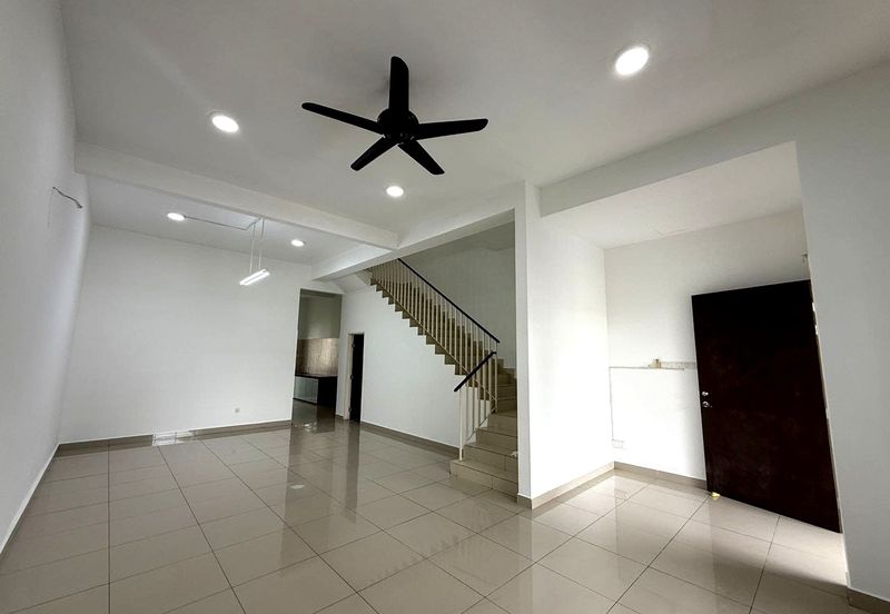 Austin Residence @Taman Mount Austin