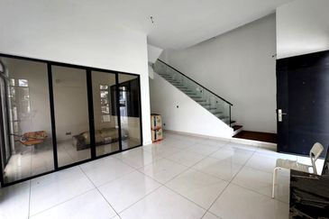 The Canal Garden South, Horizon Hills