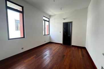 The Canal Garden South, Horizon Hills