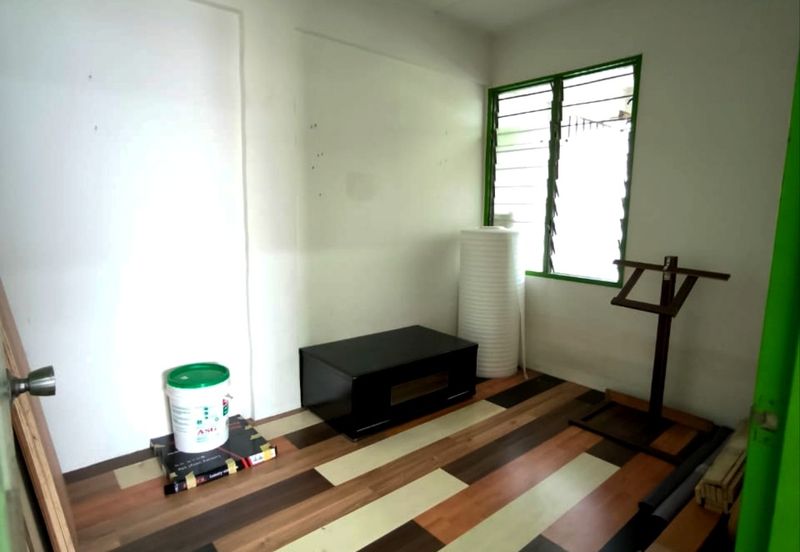 Sri Lanang Flat (Rumah Pangsa Sri Lanang)