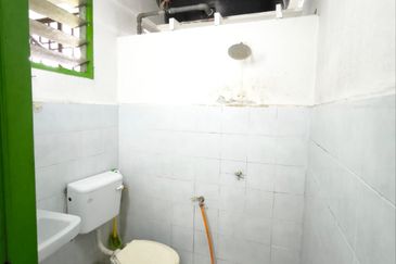 Sri Lanang Flat (Rumah Pangsa Sri Lanang)