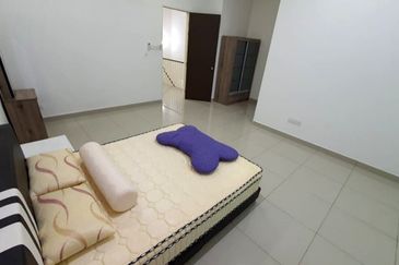 Austin Residence @Taman Mount Austin