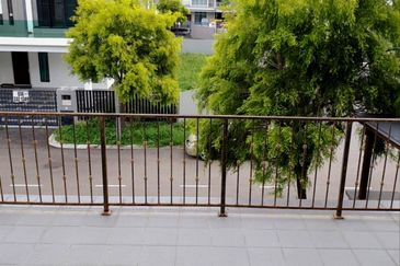 Austin Residence @Taman Mount Austin