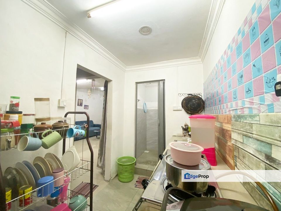 Taman Aman / Jalan Bunga Dahlia / Senai / Single Storey Terrace , Johor, Senai