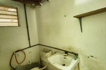 Taman Pulai Utama Flat