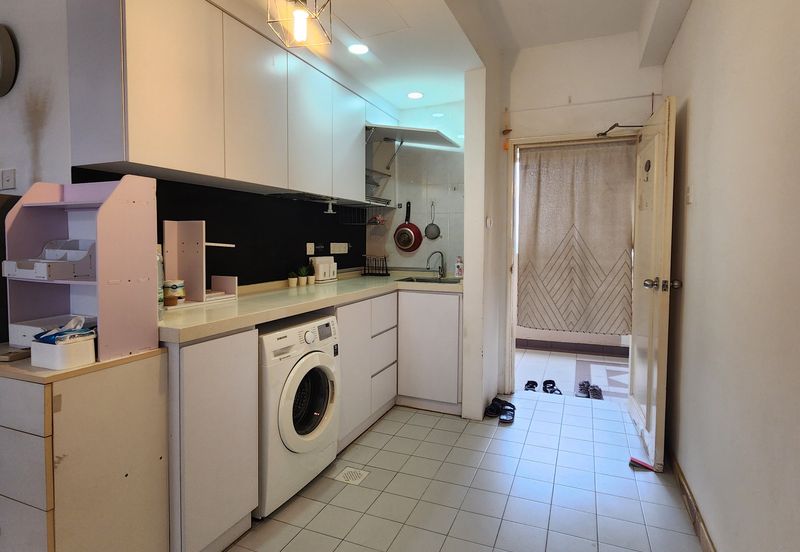 Prima Regency (Dorchester Court)