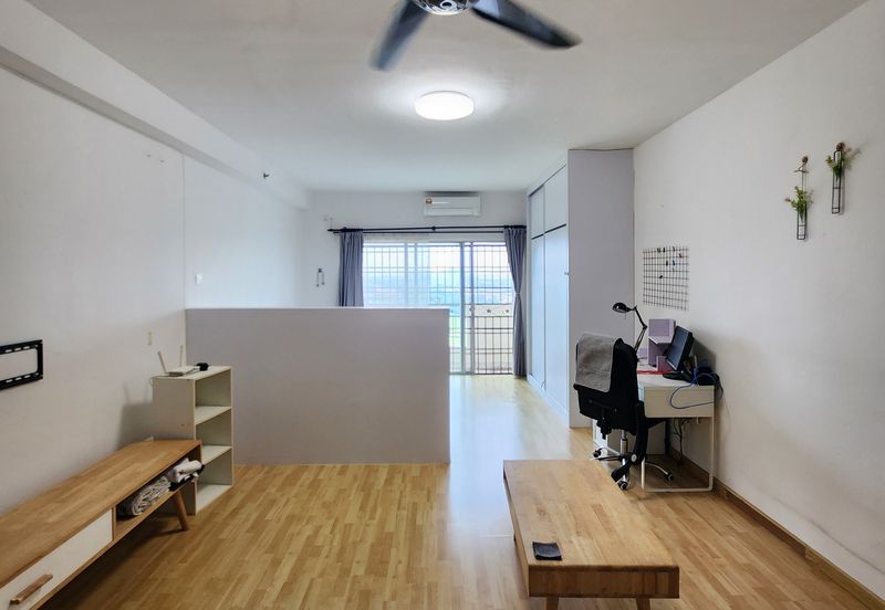 Prima Regency (Dorchester Court)