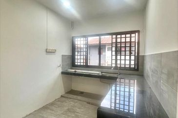 Flat Bandar Selesa Jaya @ Jalan Silat Lincah