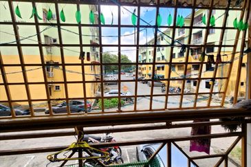 Lily & Jasmine Apartment