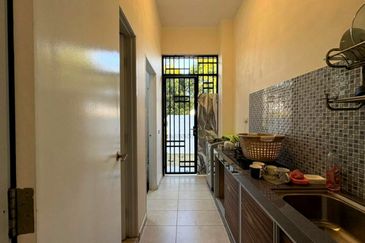 Garden Villa @ Bukit Indah 2