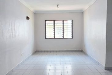 Rumah Pangsa Permas Jaya