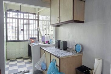 Rumah Pangsa Permas Jaya