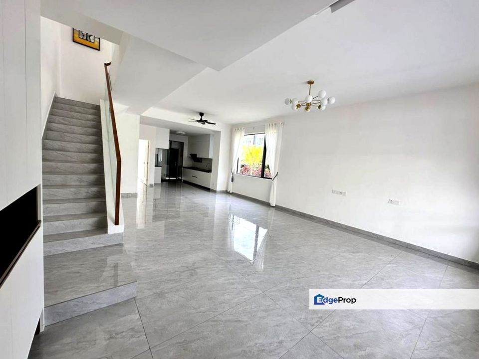 Central Park / Country Garden / Double Storey Terrace / Endlot , Johor, Johor Bahru