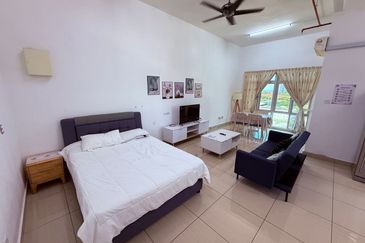 MANHATTAN @ Austin Heights