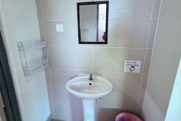 MANHATTAN @ Austin Heights