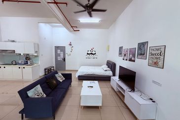 MANHATTAN @ Austin Heights