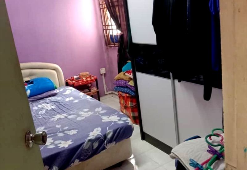 Flat Tasek 64, Bandar Baru Seri Alam