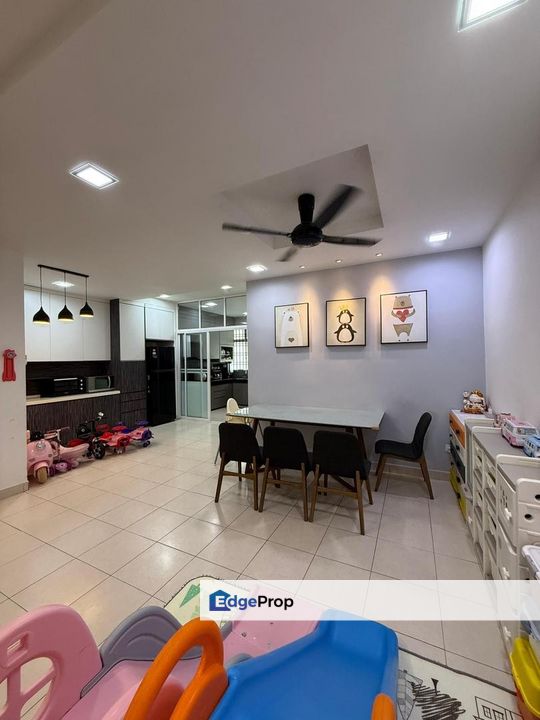 Taman Bestari Indah / Ulu Tiram / Double Storey Terrace , Johor, Johor Bahru