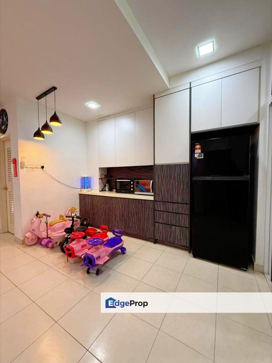 Taman Bestari Indah / Ulu Tiram / Double Storey Terrace , Johor, Johor Bahru