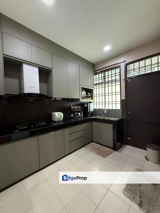 Taman Bestari Indah / Ulu Tiram / Double Storey Terrace , Johor, Johor Bahru