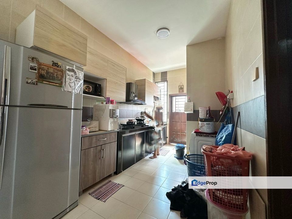 Taman Bestari Indah / Ulu Tiram / Double Storey Terrace , Johor, Johor Bahru