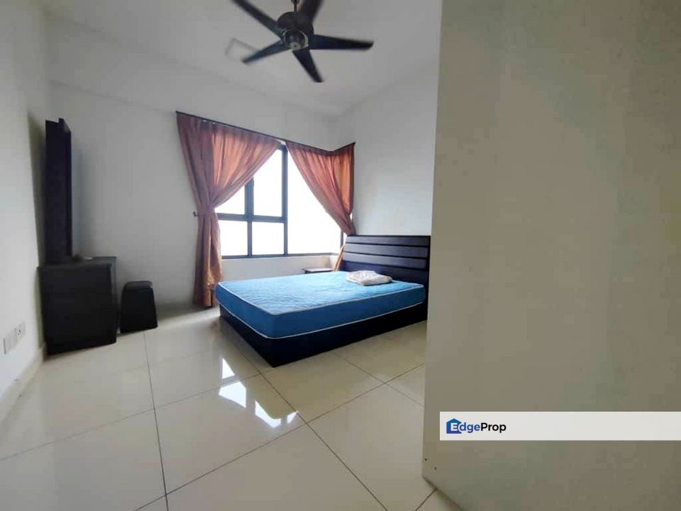 Raffle Suites / Danga Sutera / Condominiums , Johor, Skudai