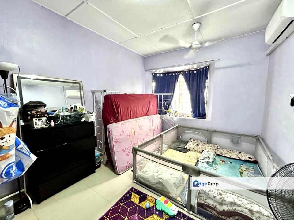Taman Universiti / Jalan Penyiaran / Double Storey Terrace , Johor, Skudai