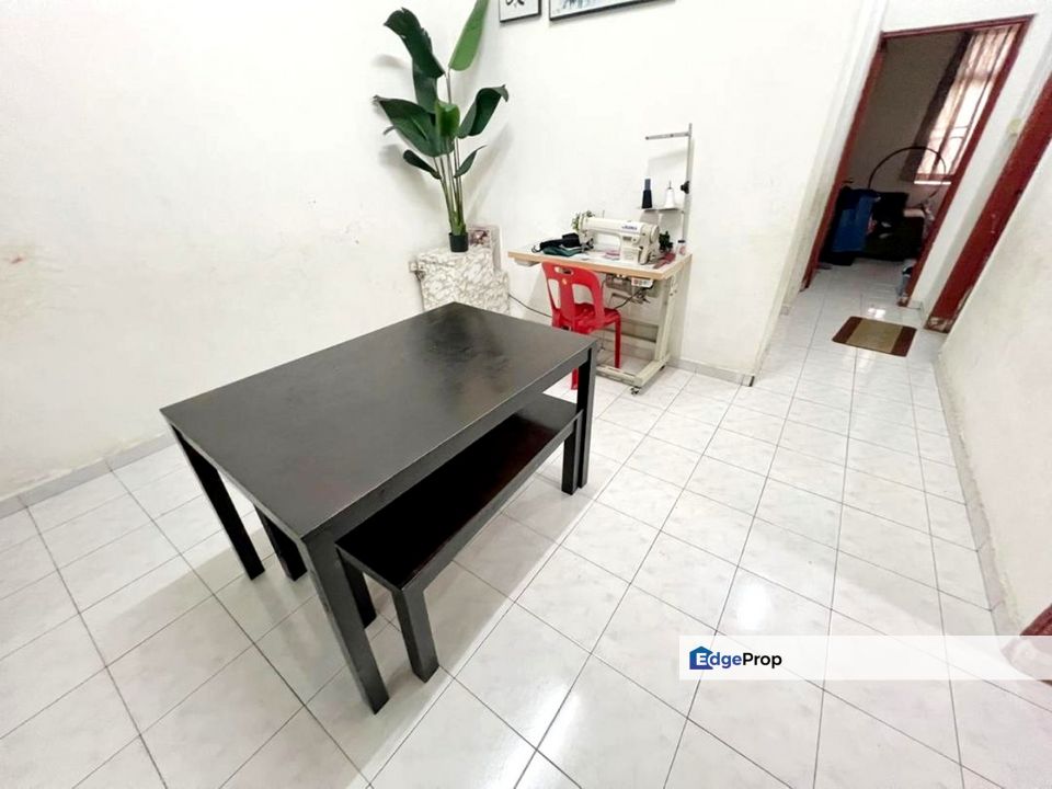 Taman Senai Utama / Single Storey Terrace , Johor, Kulai
