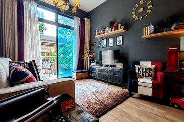 Seri Austin Luxury Apartment