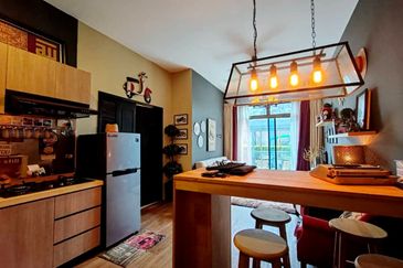 Seri Austin Luxury Apartment