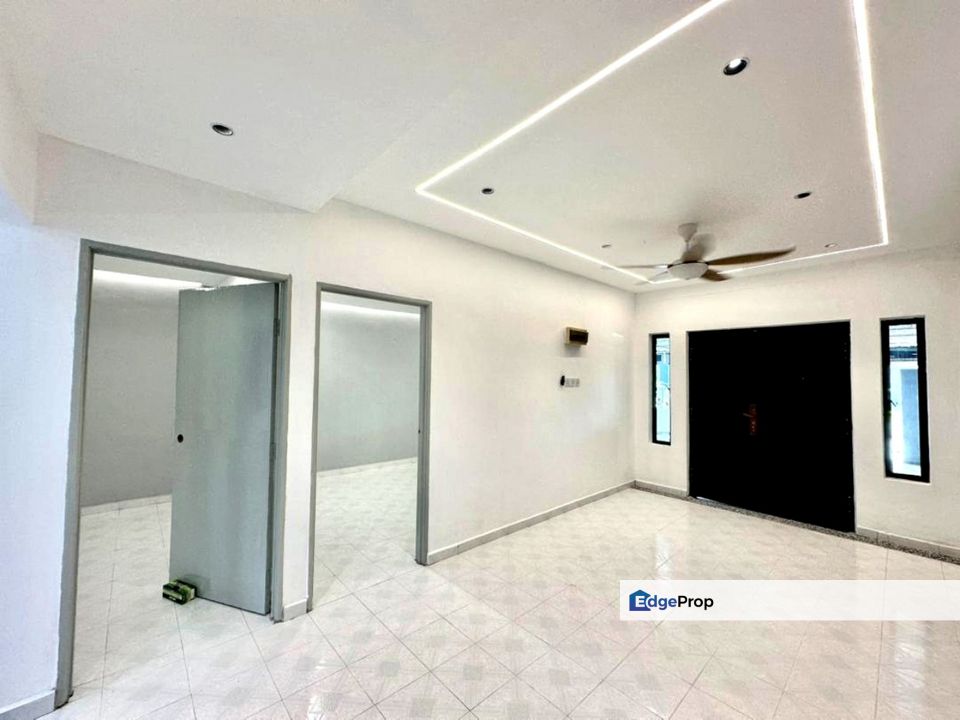 Taman Universiti / Jalan Perubatan / Single Storey Low Cost , Johor, Skudai