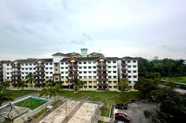 Sri Kenari Apartment