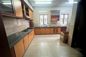 Persiaran Pelangi Indah