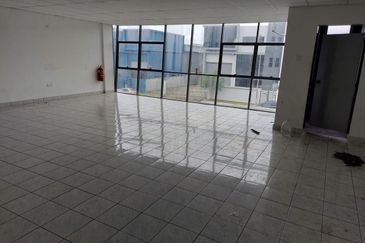 Apex Bizhub Desa Cemerlang