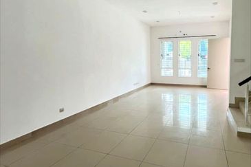 Austin Residence @Taman Mount Austin