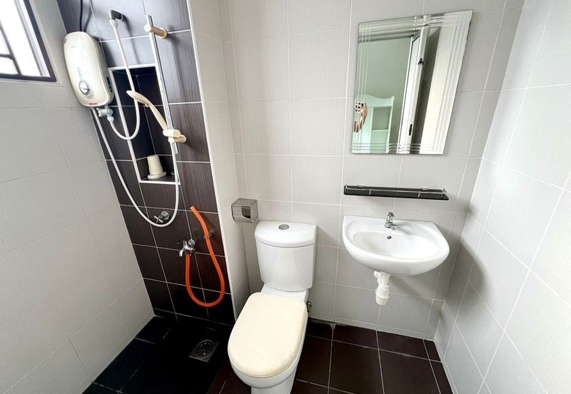 Austin Residence @Taman Mount Austin