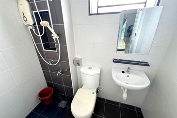 Austin Residence @Taman Mount Austin