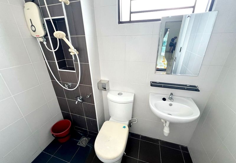 Austin Residence @Taman Mount Austin