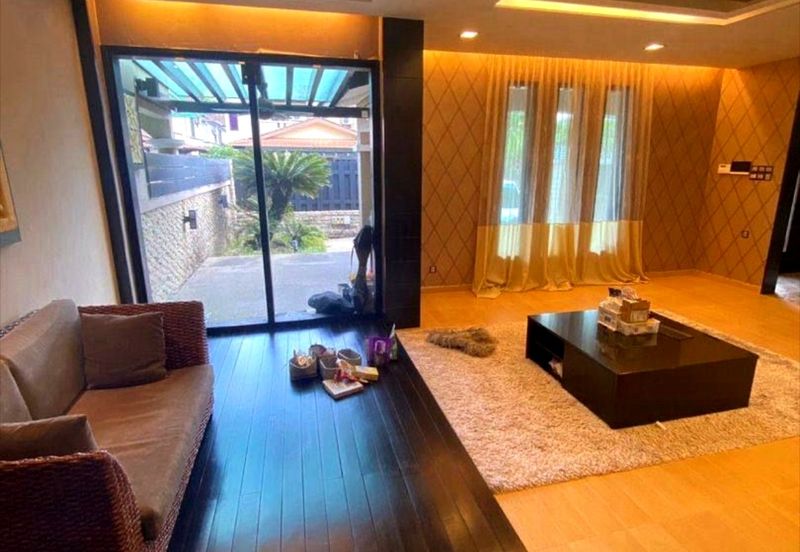 Taman Austin Perdana