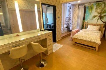 Taman Austin Perdana