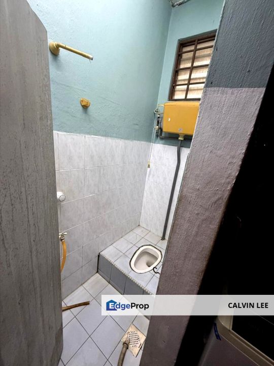 Bandar Putra / Jalan Jati / Kulai / Double Storey Low Cost , Pahang, Kuantan