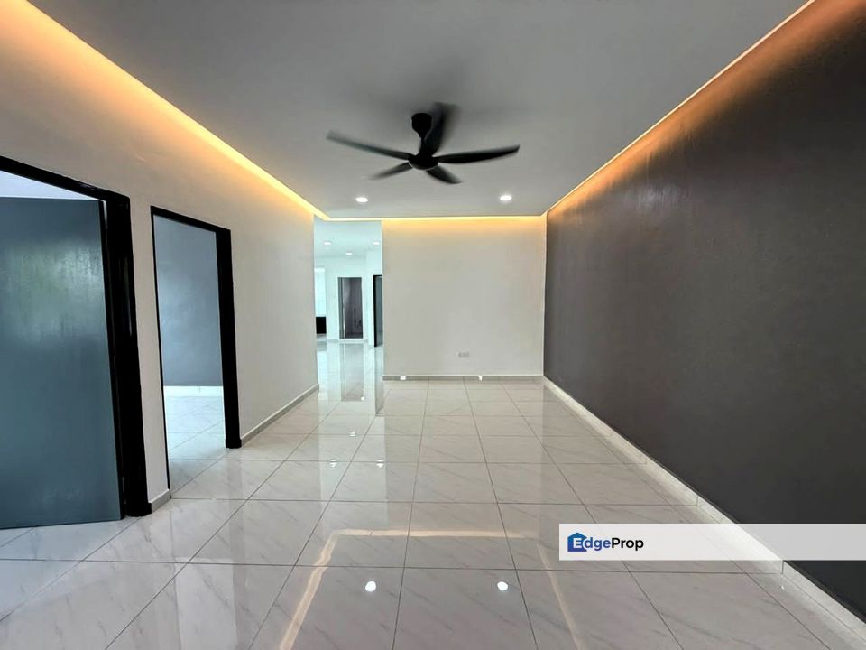 Taman Masai / Jalan Bunga Kekwa / Single Storey Semi D , Johor, Masai