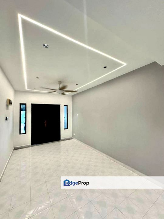 Taman Universiti / Jalan Perubatan / Single Storey Low Cost , Johor, Skudai