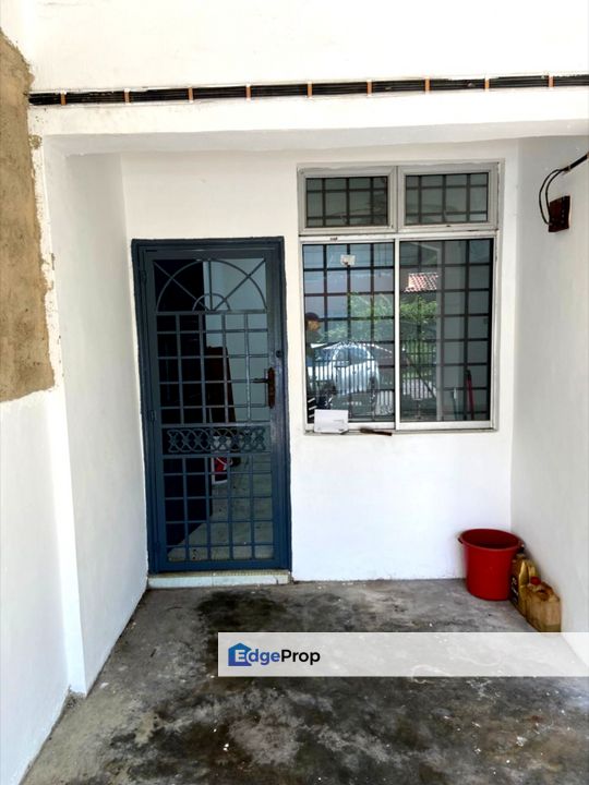 Taman Mawar/ Jalan Mawar / Pasir Gudang / Double Storey Terrace , Johor, Pasir Gudang