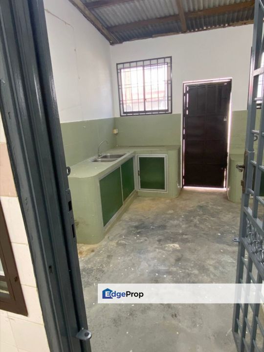 Taman Mawar/ Jalan Mawar / Pasir Gudang / Double Storey Terrace , Johor, Pasir Gudang