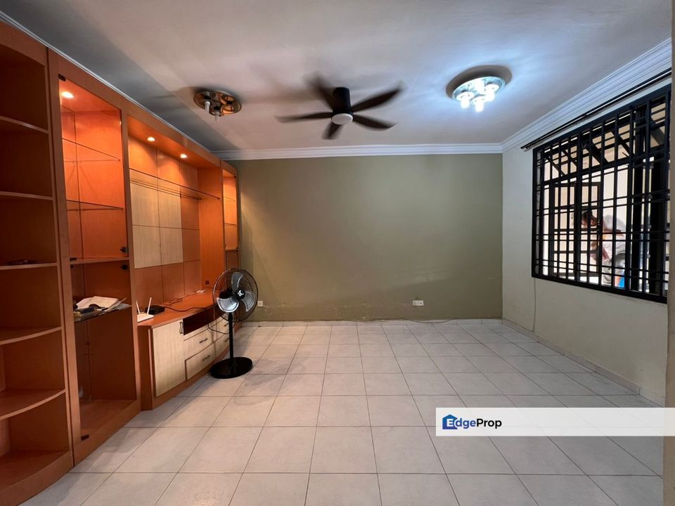 Taman Tampoi Indah / Jalan Titiwangsa / Double Storey Terrace , Johor, Tampoi